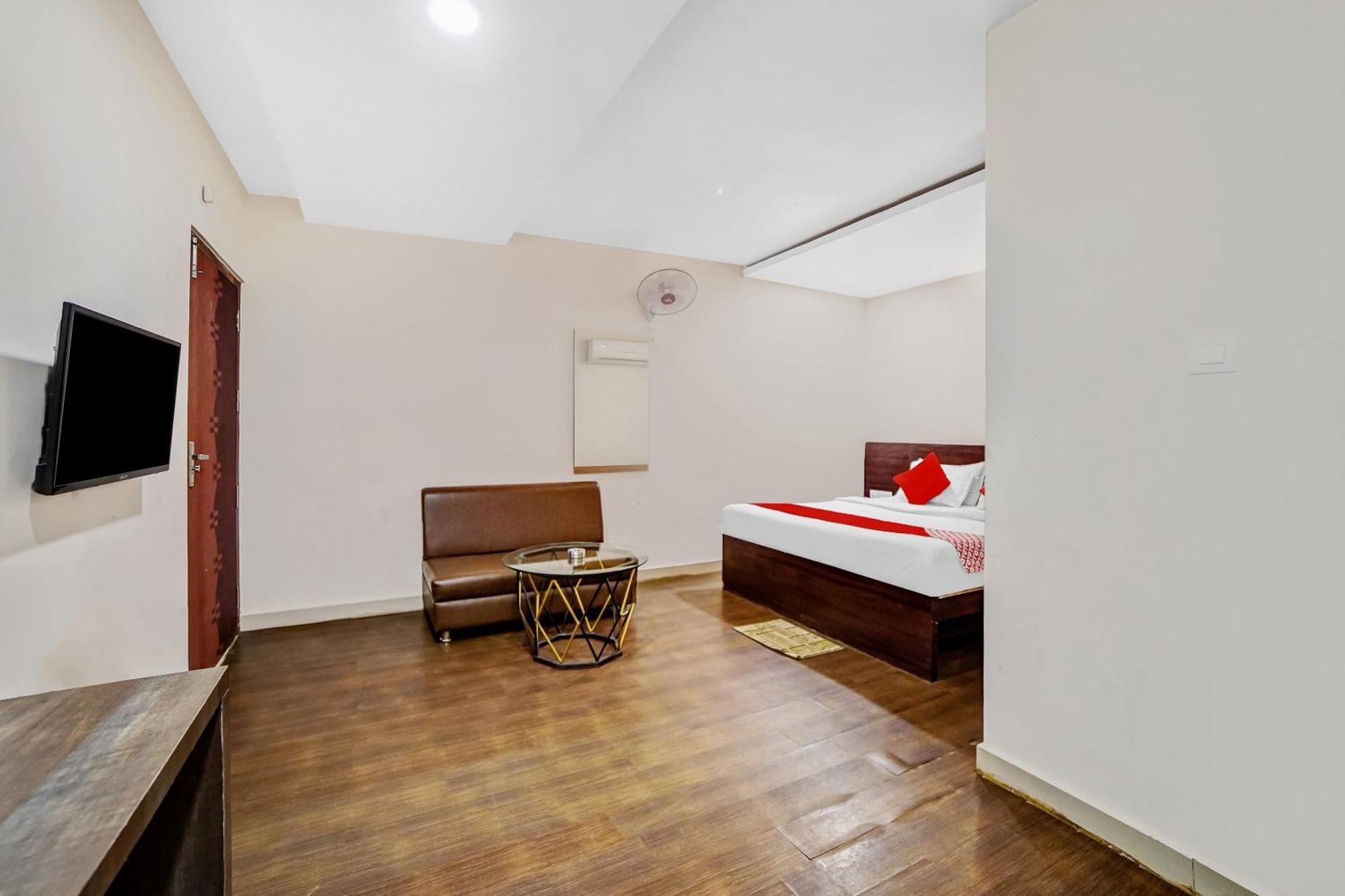 Hotel Collection O Suvidha Bilāspur Exteriér fotografie